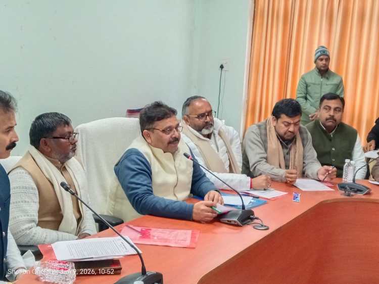 अब 5 हजार रुपये के स्टाम्प शुल्क में अपनों को कर सकेंगे प्रॉपर्टी ट्रांसफर- मंत्री रविन्द्र&nbsp;जायसवाल