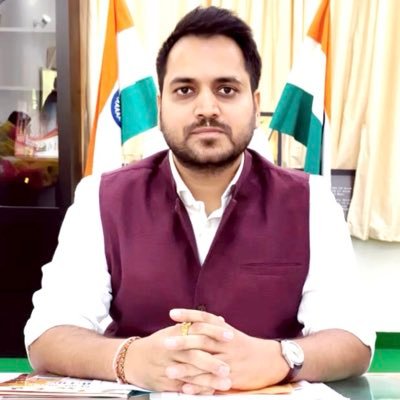 अरंगी में बनेगा आधुनिक पंचायत उत्सव भवन: डीएम चर्चित गौड़ ने 1.41 करोड़ रुपये की दी स्वीकृति, गुणवत्ता और समयबद्धता के दिए सख्त&nbsp;निर्देश